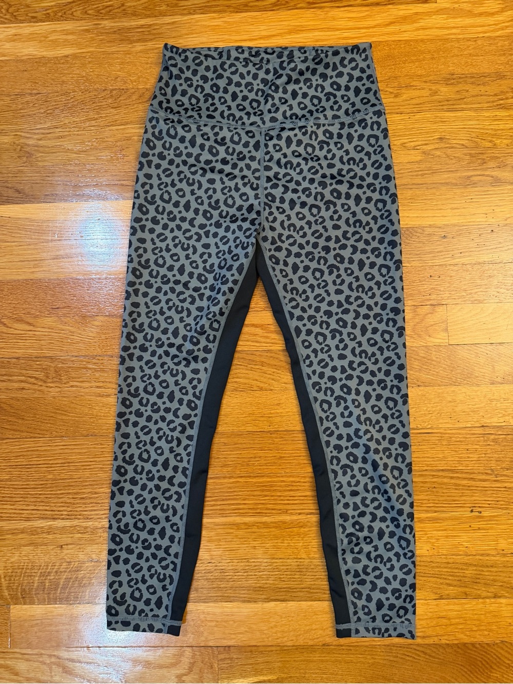Allfenix Jagger 7/8 Leggings Charcoal Leopard Print - Size Medium